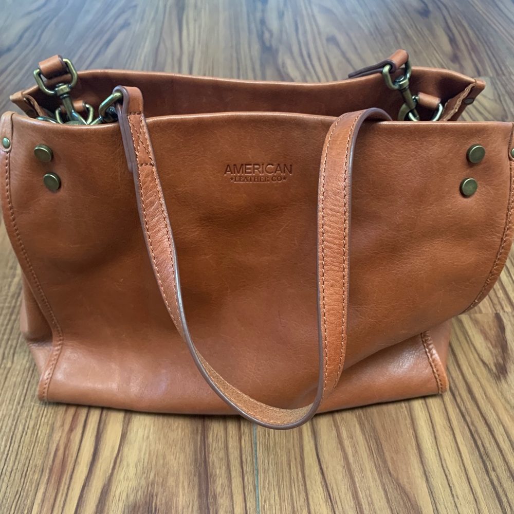 American Leather Co Genuine Leather Purse